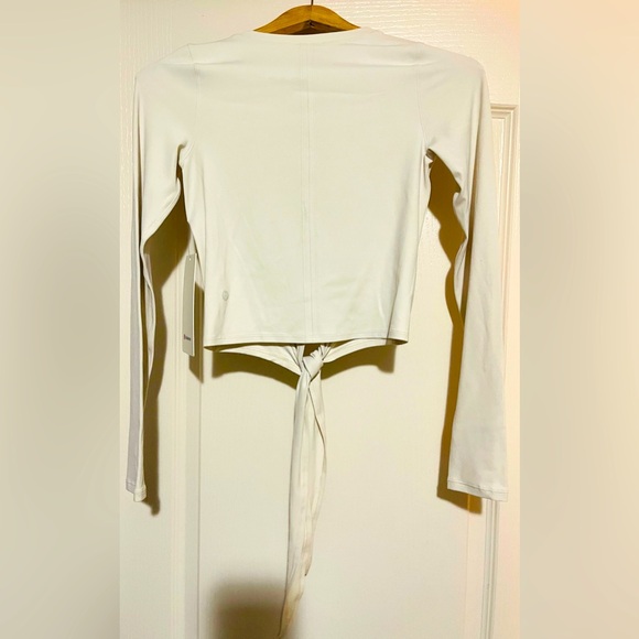 NWT Lululemon Time to Restore Long Sleeve White Opal Size 0 - Picture 2 of 3